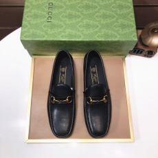 Gucci Leather Shoes